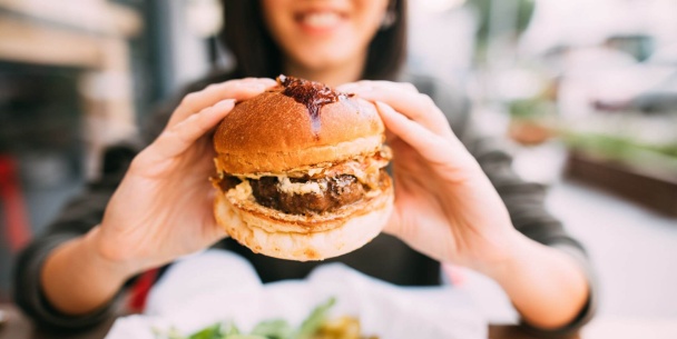 想減肥每日攝取熱量要怎麼抓？熱量赤字計算機一秒告訴你！